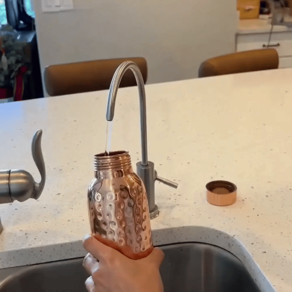 Gourde en Cuivre – Nova | L’Eau Purifiée Naturellement, Sans Plastique