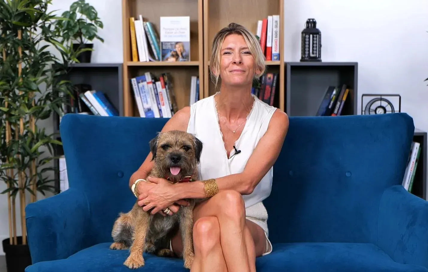 files/imgi_1_1444x920_la-veterinaire-helene-gateau-et-son-border-terrier-colonel.webp